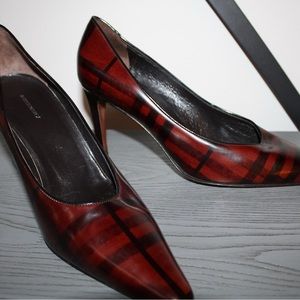 Burberry pumps